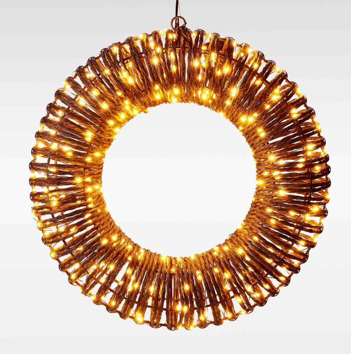 Verlichte kerstkrans 38 cm met 400 LED