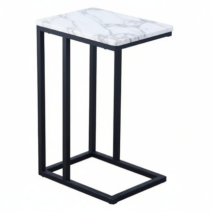 Bijzettafel met wit gemarmerd blad en zwart metalen frame
