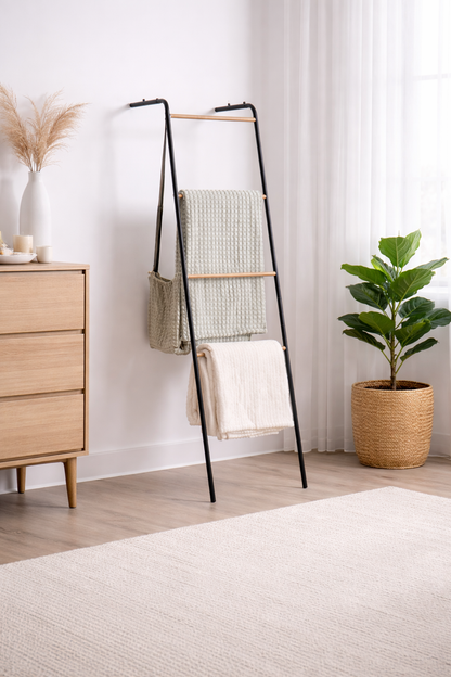 Handdoekenladder "Climb" — Industrieel | Mat Zwart